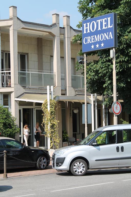 Hotel Cremona Viale Exterior photo
