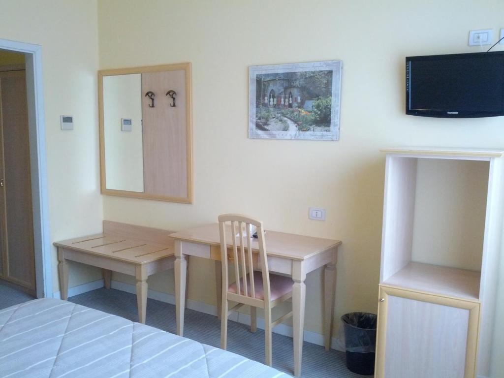 Hotel Cremona Viale Room photo